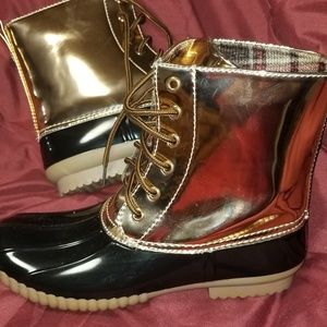 Duck Boots. Size 8